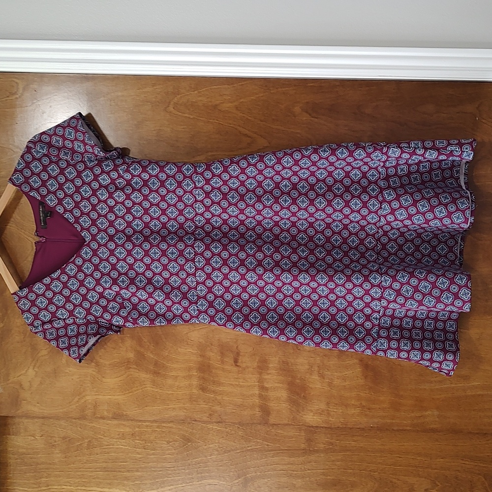 Banana Republic maroon and navy patterned dress